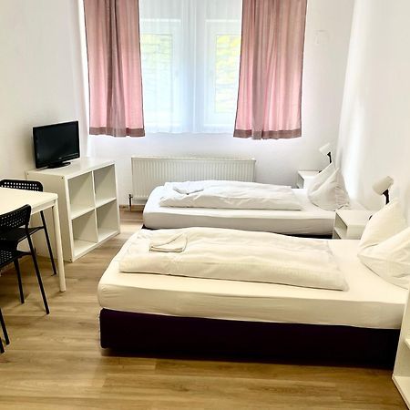 Hotel Garni Am Schaefersberg Niedernhausen Esterno foto